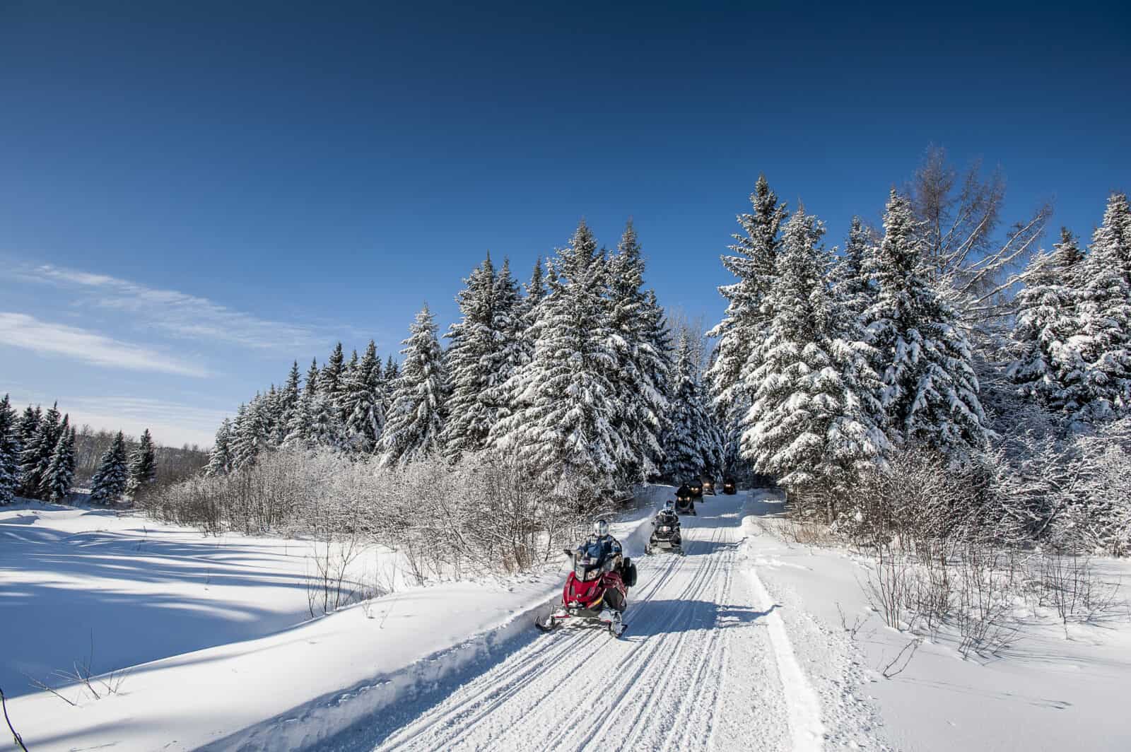 Winter in Kanada - Mit dem Snowmobil unterwegs